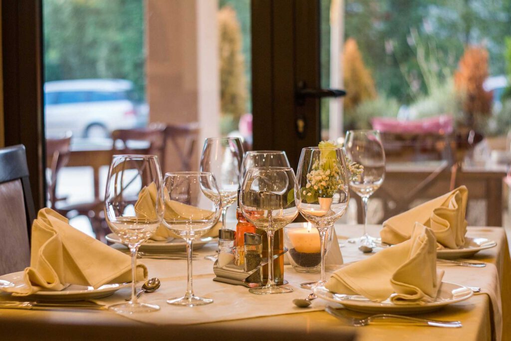 restaurant 449952 1920 Jak zorganizować stypę